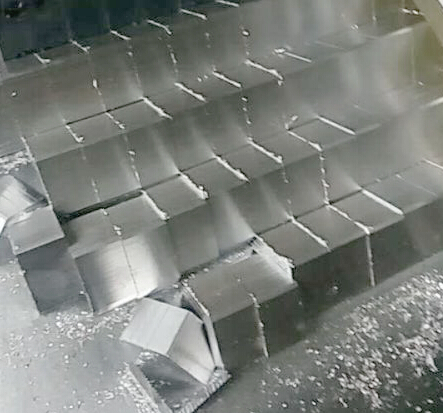 鋸切毛刺