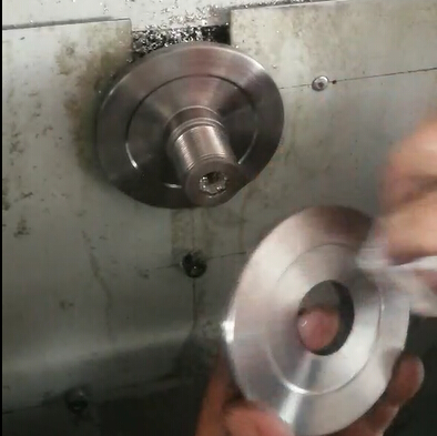 主軸徑向